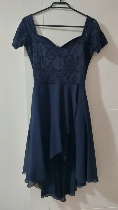 Vestido de encaje azul elegante - miniatura 2