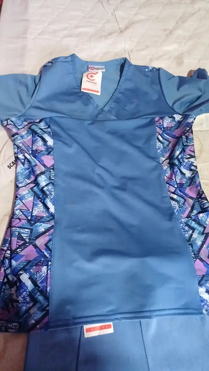 Conjunto médico azul Ripholia Med - 2