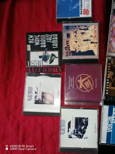 Colección de CDs de Jazz en Torre de Madera - miniatura 6