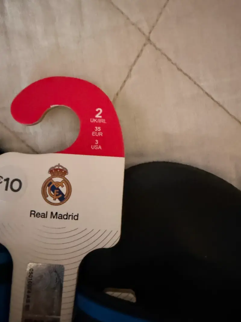 Sandalias Real Madrid negras y azules - 3