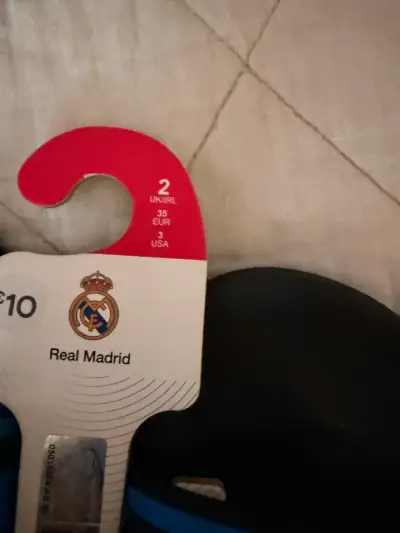 Sandalias Real Madrid negras y azules - miniatura 3