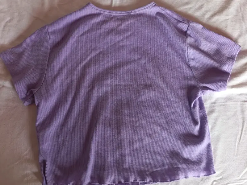 Polera morada con diseño gráfico Feeling Good - 2