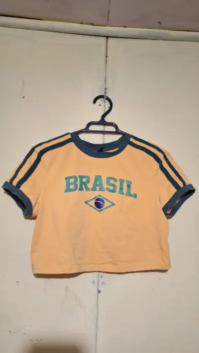 Polera amarilla Brasil shein - miniatura 1