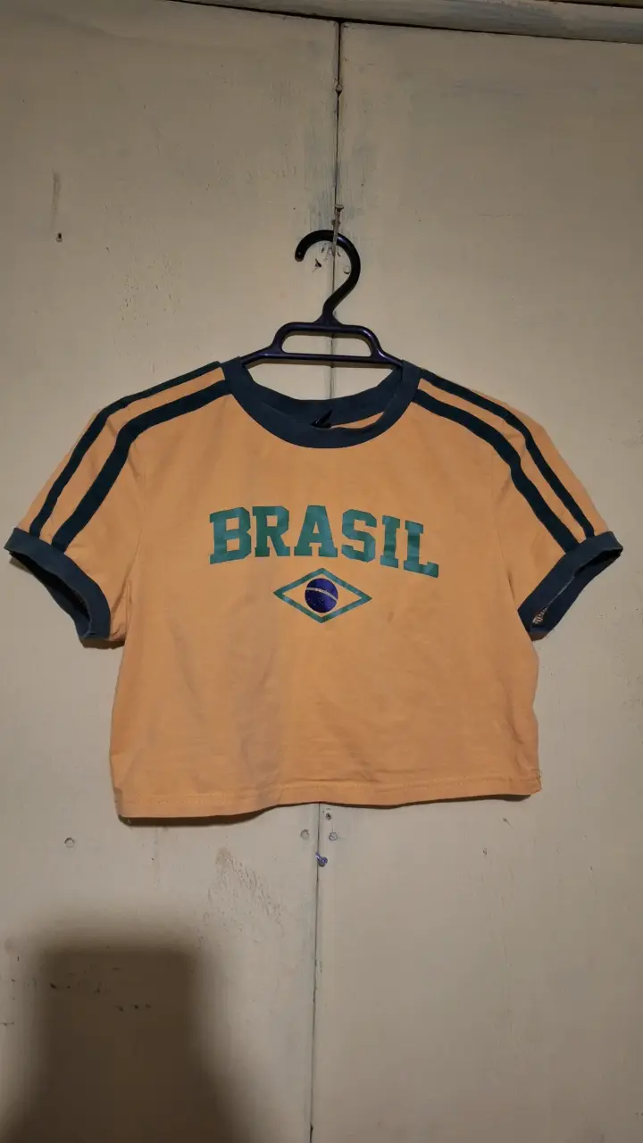 Polera amarilla Brasil shein - 2