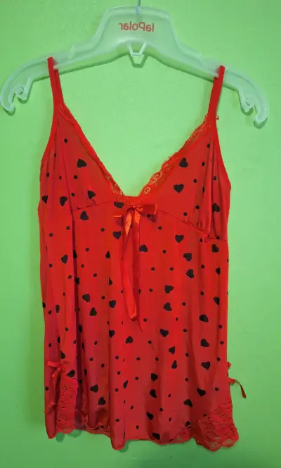 Babydoll rojo con corazones y encaje - miniatura 1