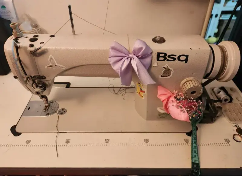 Máquina de Coser Industrial BSQ con Mesa - 3