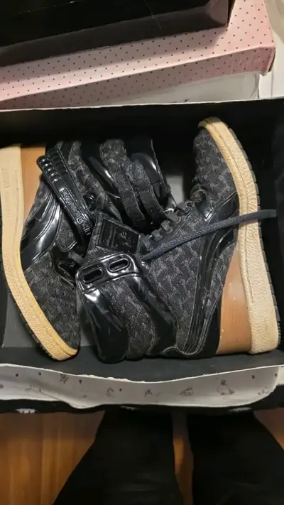 Zapatillas negras de plataforma Puma - miniatura 1
