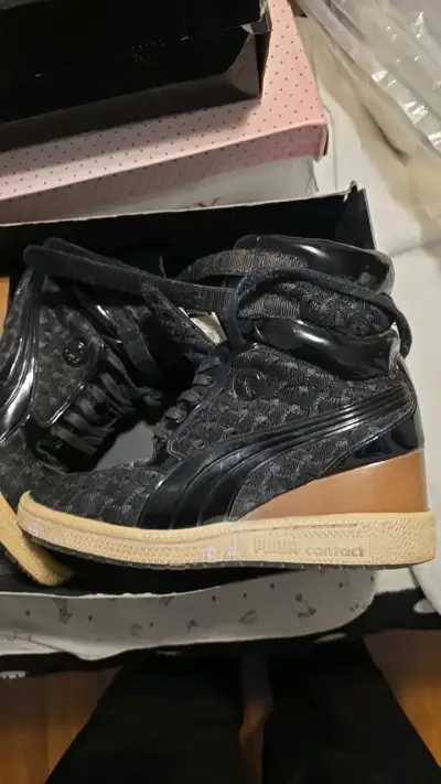 Zapatillas negras de plataforma Puma - miniatura 2