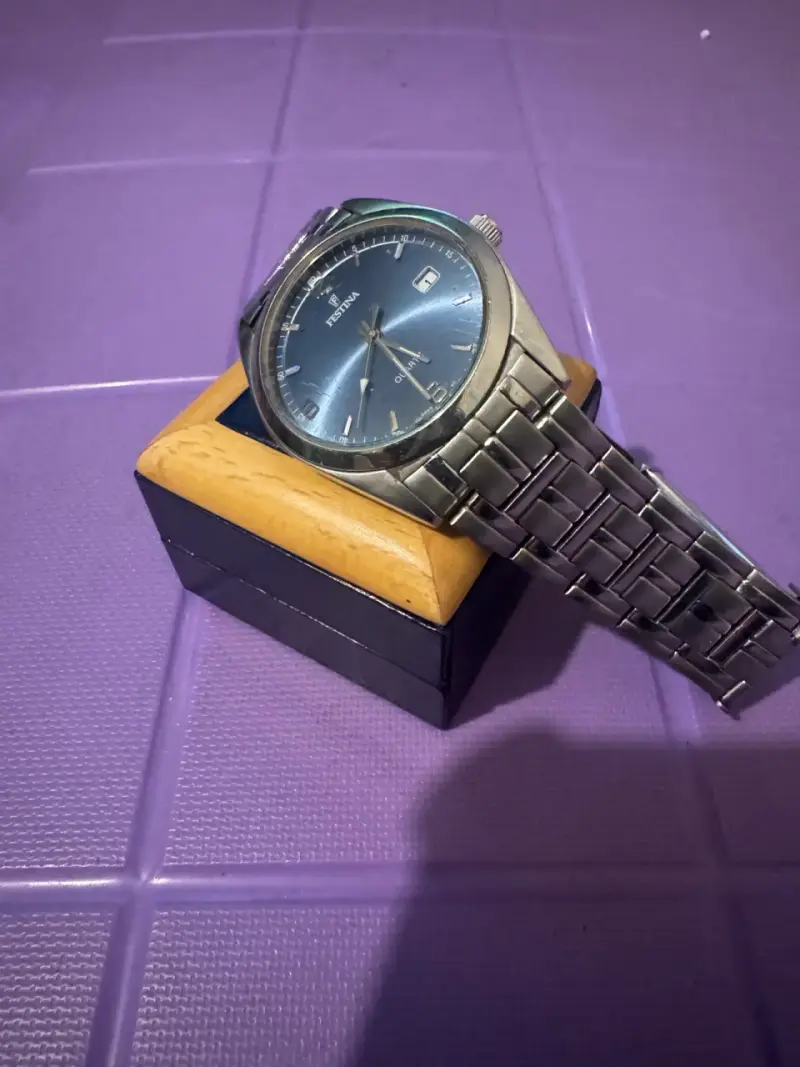Reloj Festina de acero inoxidable con esfera azul - 2