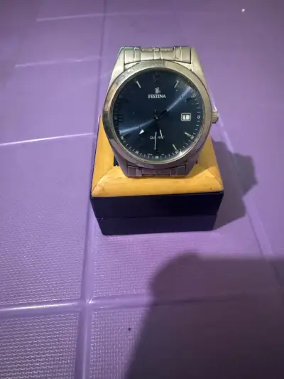Reloj Festina de acero inoxidable con esfera azul - miniatura 4
