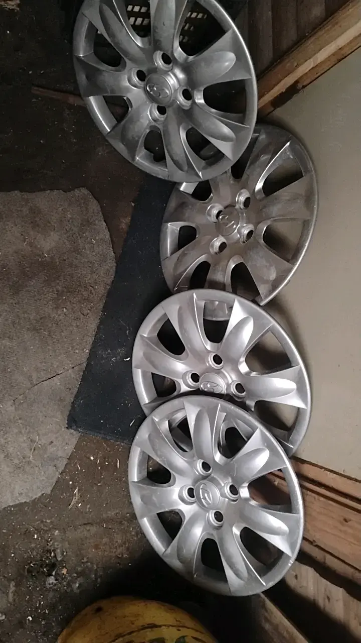 Parrilla delantera Hyundai con emblema - 6