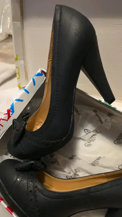 Zapatos de tacón negros con lazo Celine talla 37 - miniatura 3