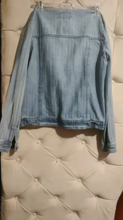 Chaqueta de mezclilla Universal Thread talla L - miniatura 5