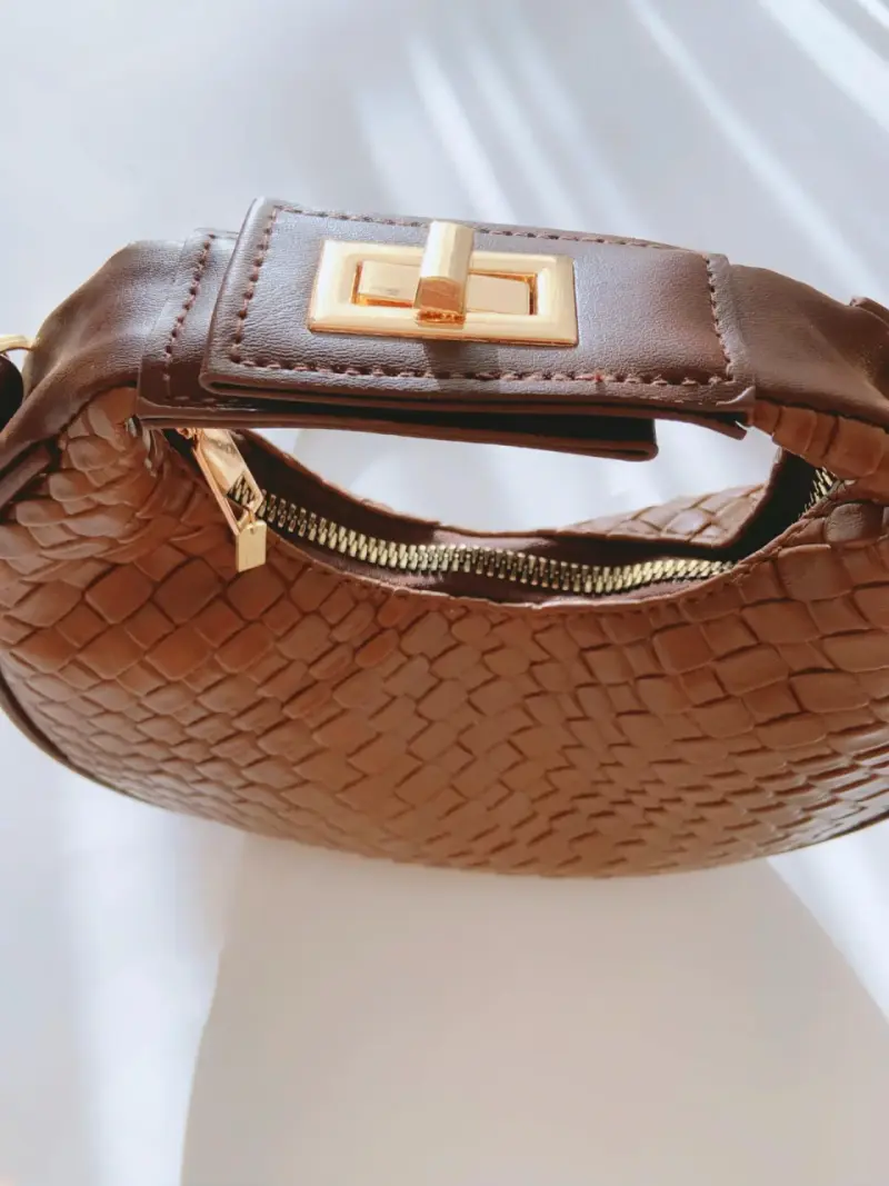 Cartera media luna hobo marrón - 3