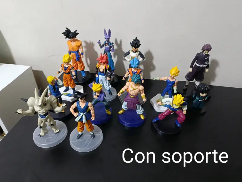 Colección de figuras de Dragon Ball con mangas - 2