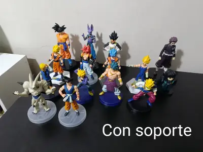 Colección de figuras de Dragon Ball con mangas - miniatura 2