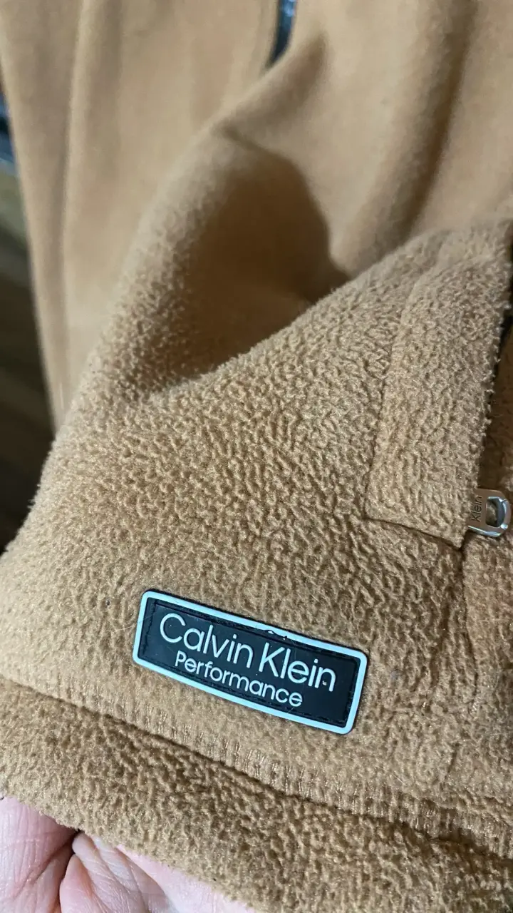 Chaqueta polar Calvin Klein beige con cierre - 6