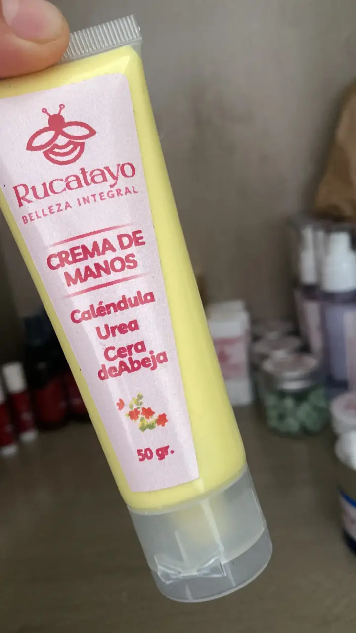 Crema de manos con caléndula y cera de abeja