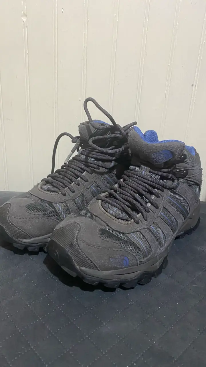 Botas de trekking The North Face negras y azules - 2