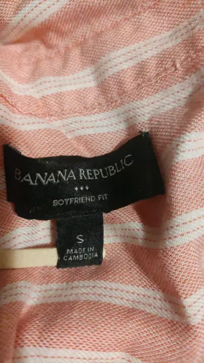 Camisa rayada rosa Banana Republic talla S - miniatura 1