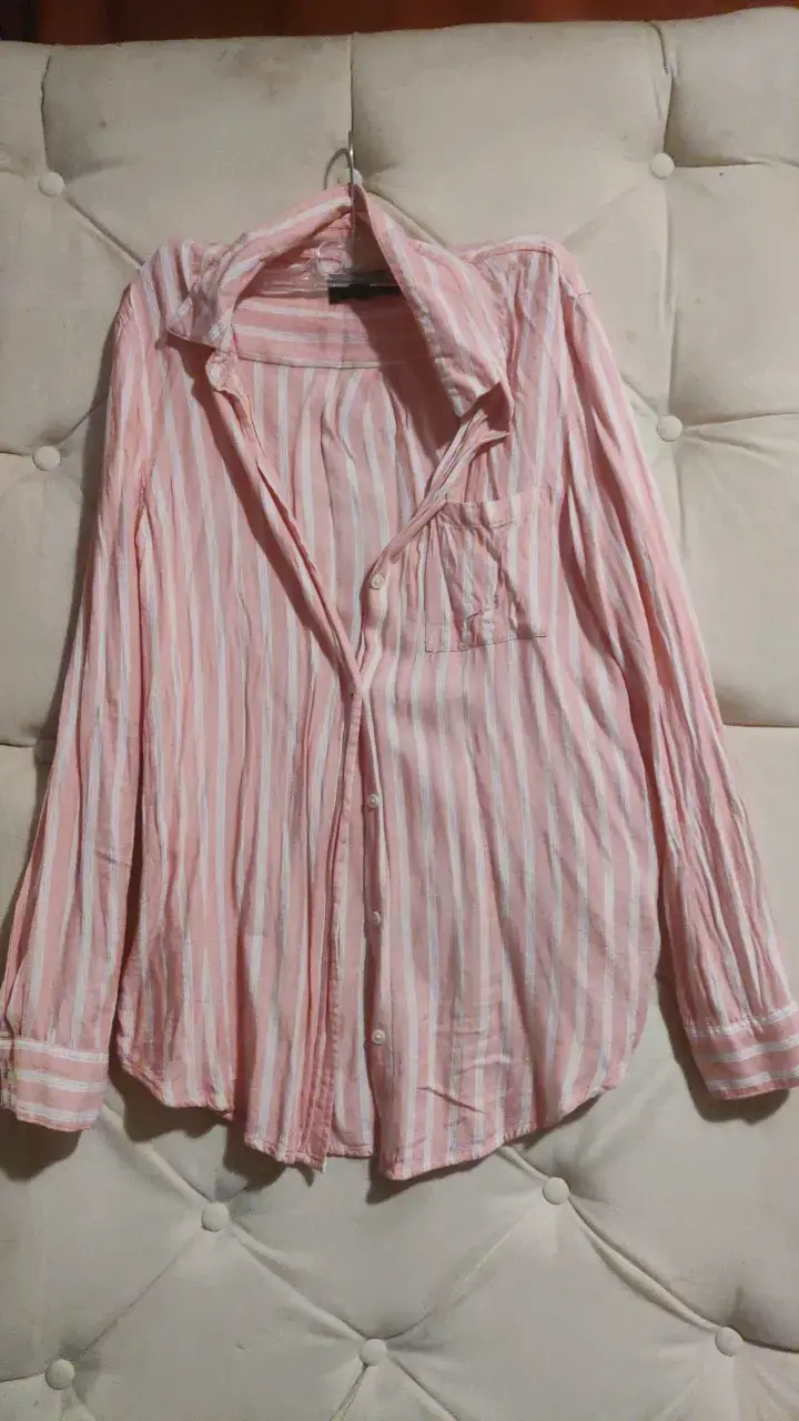 Camisa rayada rosa Banana Republic talla S - 2