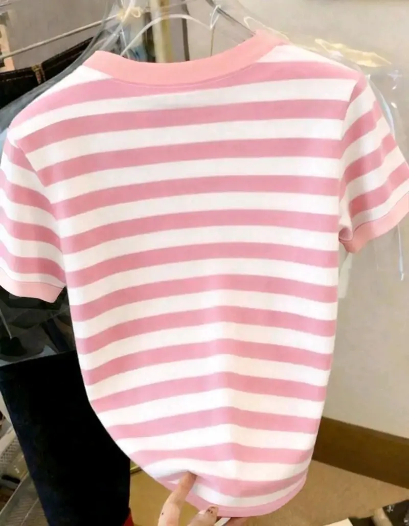 Polera rayada rosa con diseño de oso - 2