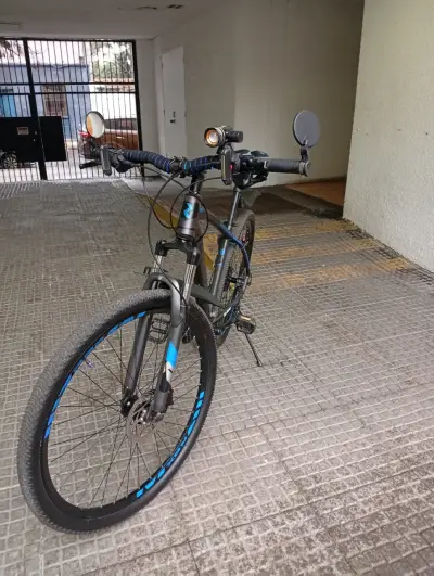 Bicicleta de montaña RBX con suspensión delantera - miniatura 2