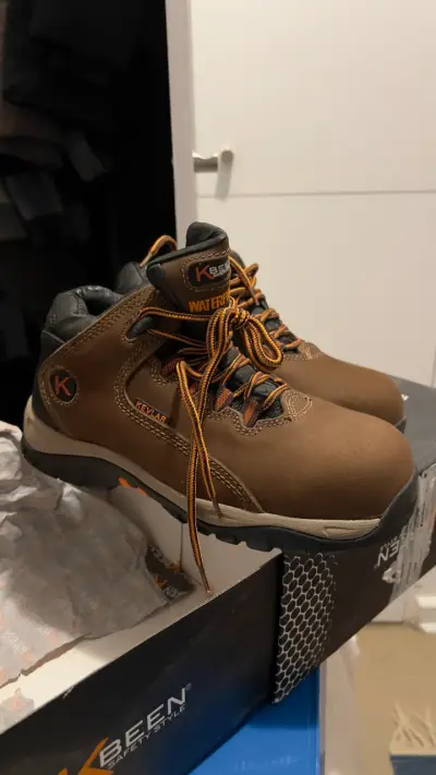 Botas de seguridad impermeables Kevlar marrón - miniatura 1