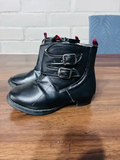 Botines de cuero huaso  para niños con hebillas - miniatura 2