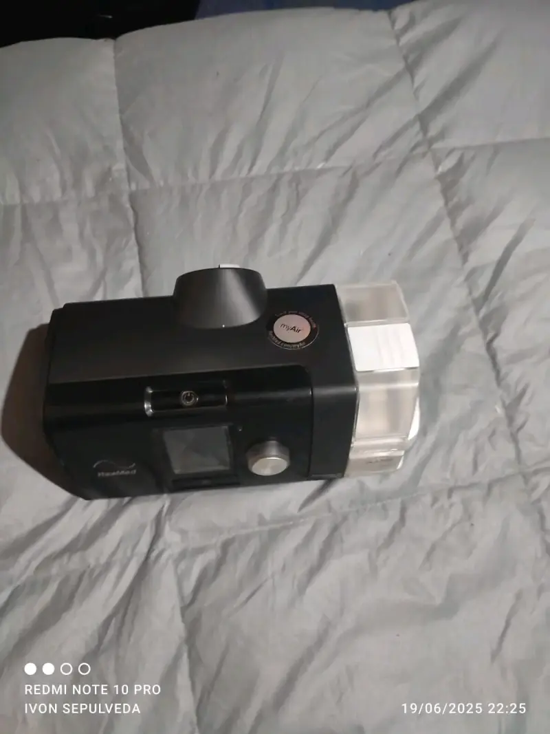 Máquina CPAP ResMed AirSense 10 con accesorios - 6