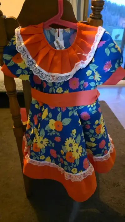 Vestido de huasa infantil floral colorido - miniatura 1