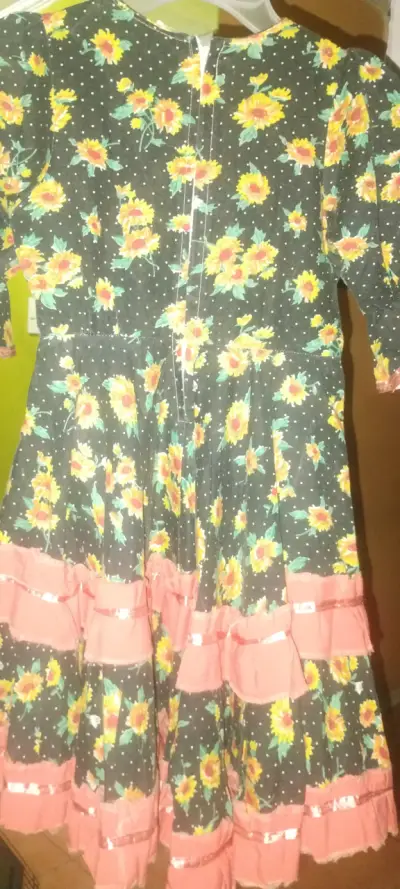 Vestido de huasita  talla 8 y 10 - miniatura 4