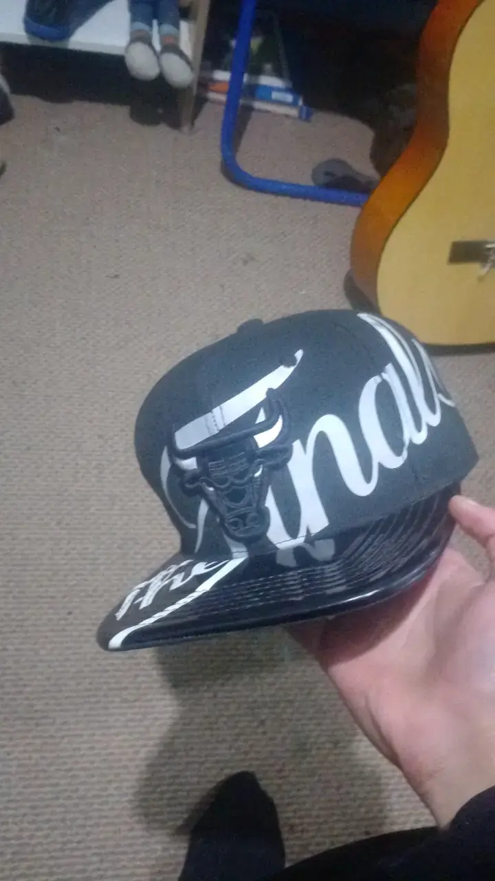 Gorra negra Chicago Bulls Mitchell & Ness - 1