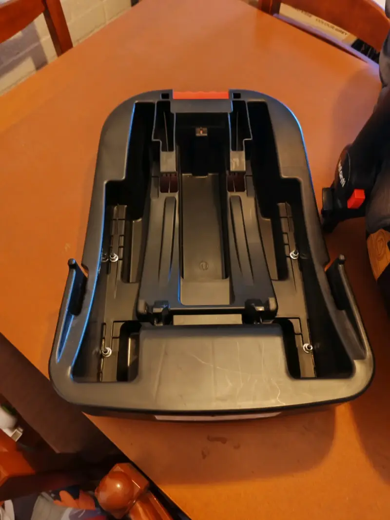 Silla de Auto para Bebé Infanti Zion con Base - 4