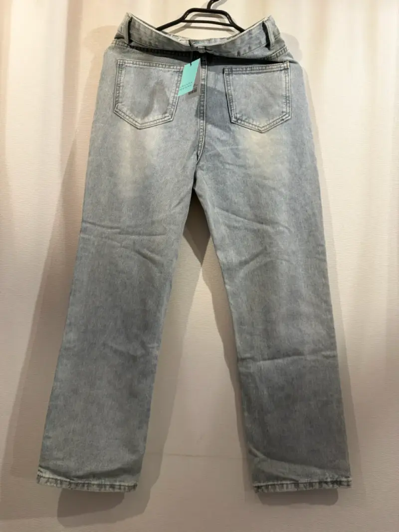 Jeans de mujer con perlas decorativas - 5