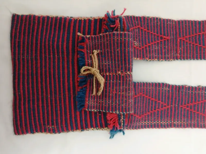 Alforja tejida en Telar Mapuche rojo y azul - 4