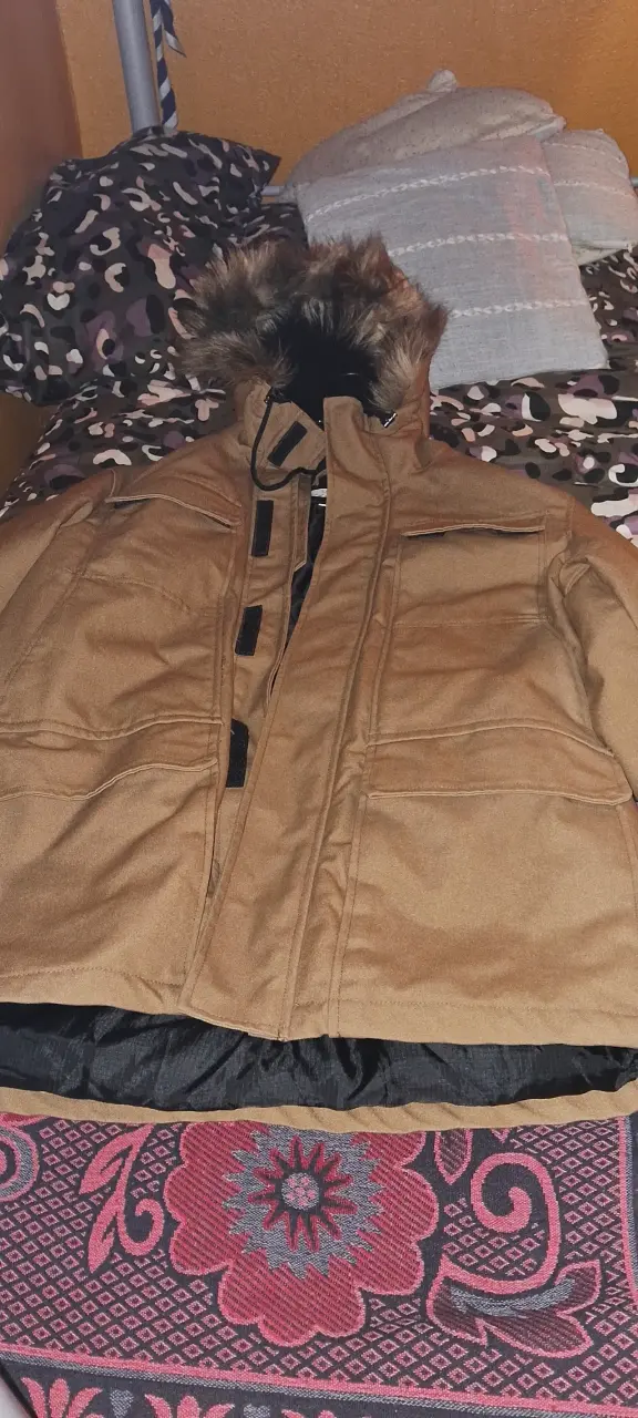 Chaqueta L.O.G.G. marrón con capucha de piel - 3