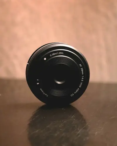 Lente Viltrox AF 28mm f/4.5 FE Sony - miniatura 1