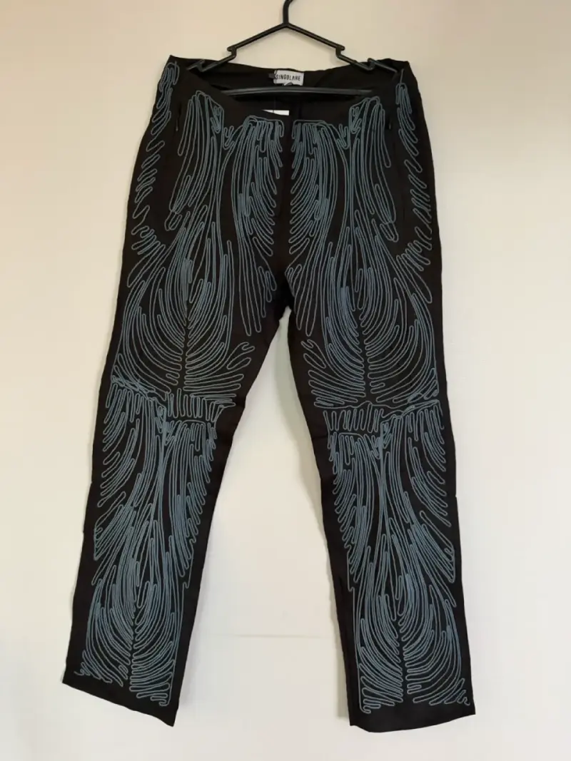 Pantalones negros con diseño Singolare - 1