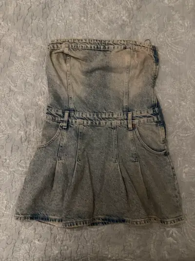 Vestido strapless de mezclilla para mujer - miniatura 2
