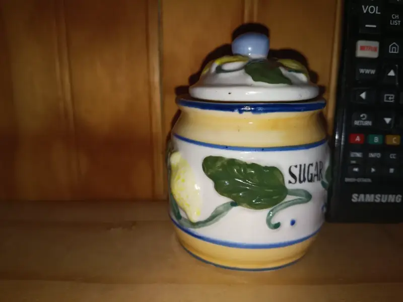 Colección de vasos y adornos decorativos - 4