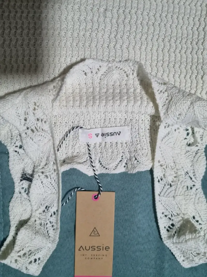 Top tejido blanco marca Aussie - 2