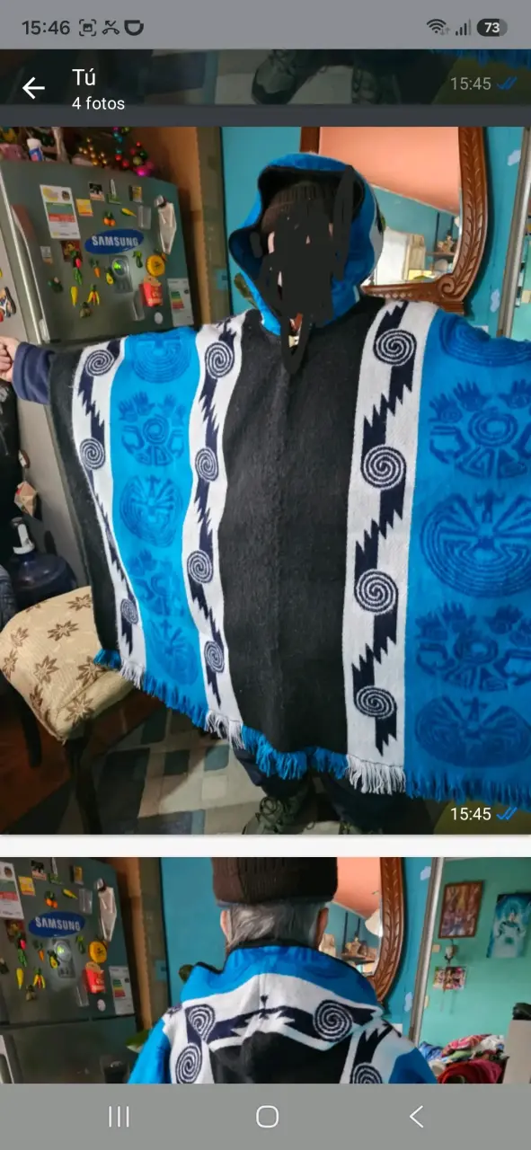 Poncho artesanal con diseño étnico azul y negro - 2