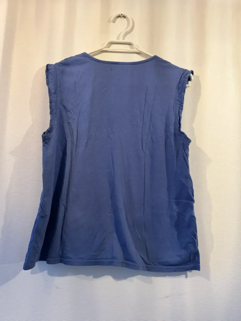 Blusa sin mangas azul con diseño Saville Row - 4