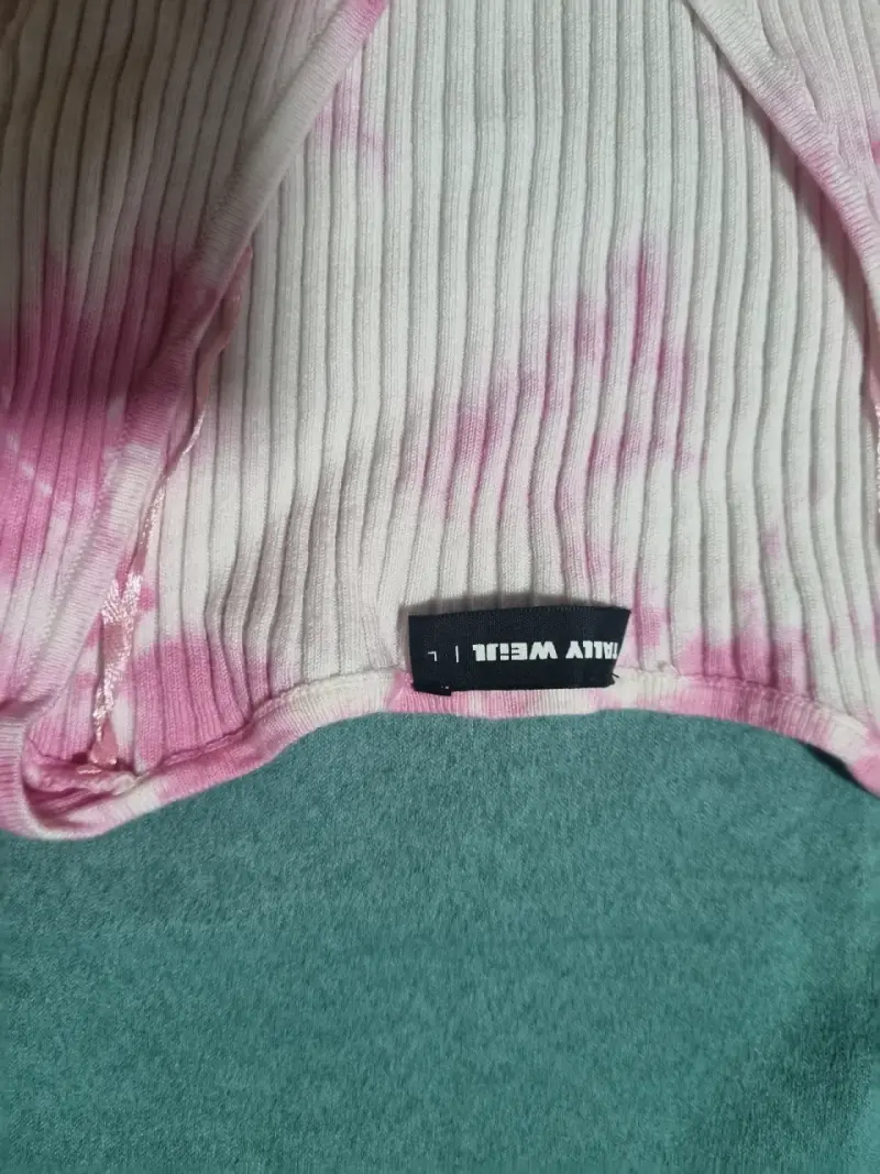 Polera manga larga tie-dye rosa y blanco - 4