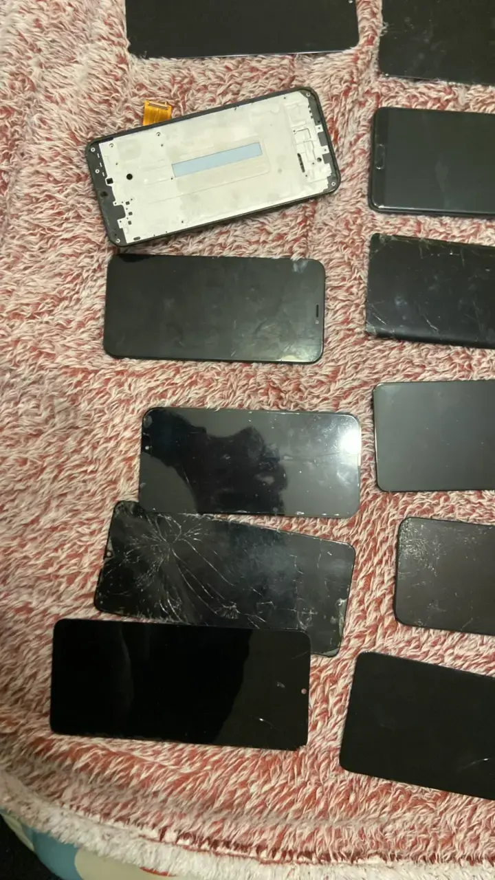 Lote de pantallas de celular para repuesto - 3
