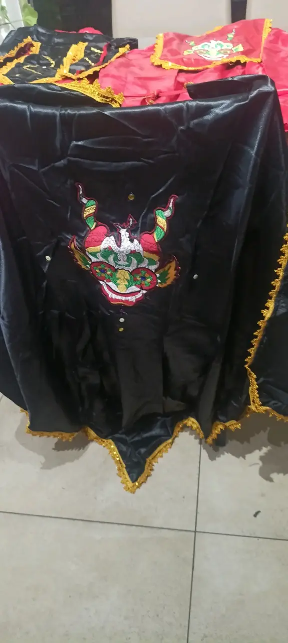 Disfraz de Diablada con Bordado Colorido - 1