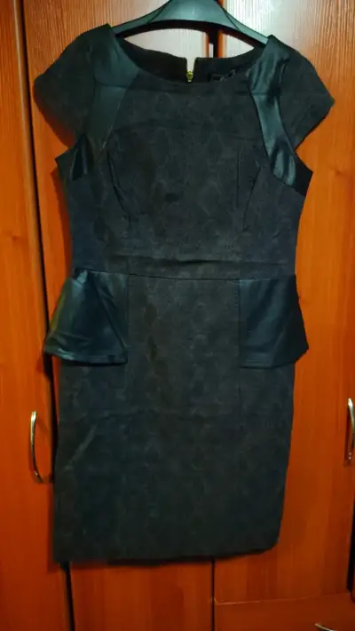 Vestido negro con detalles de cuero BNY'S - miniatura 1