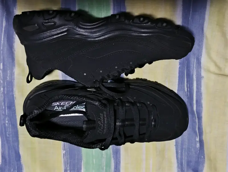 Zapatillas deportivas negras Skechers con Memory Foam - 3