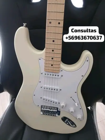 Guitarra Squier Affinity Stratocaster by Fender - miniatura 1
